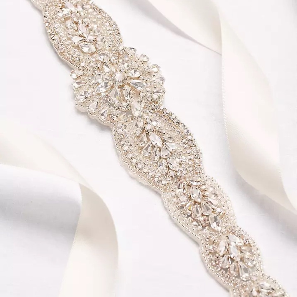Bridal Graduated Scallops Beaded Satin Sash - Picture 2 of 3